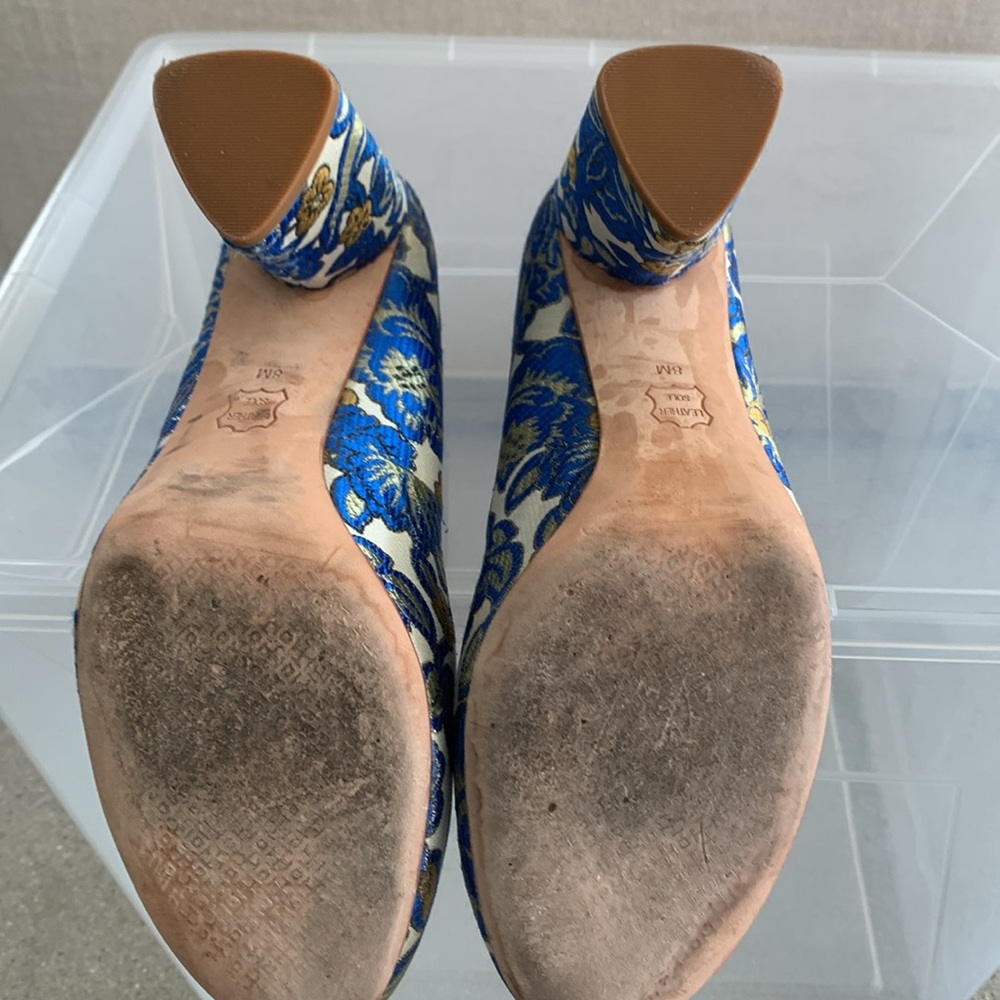 Tory Burch Brocade Pump - Picture 4 of 5